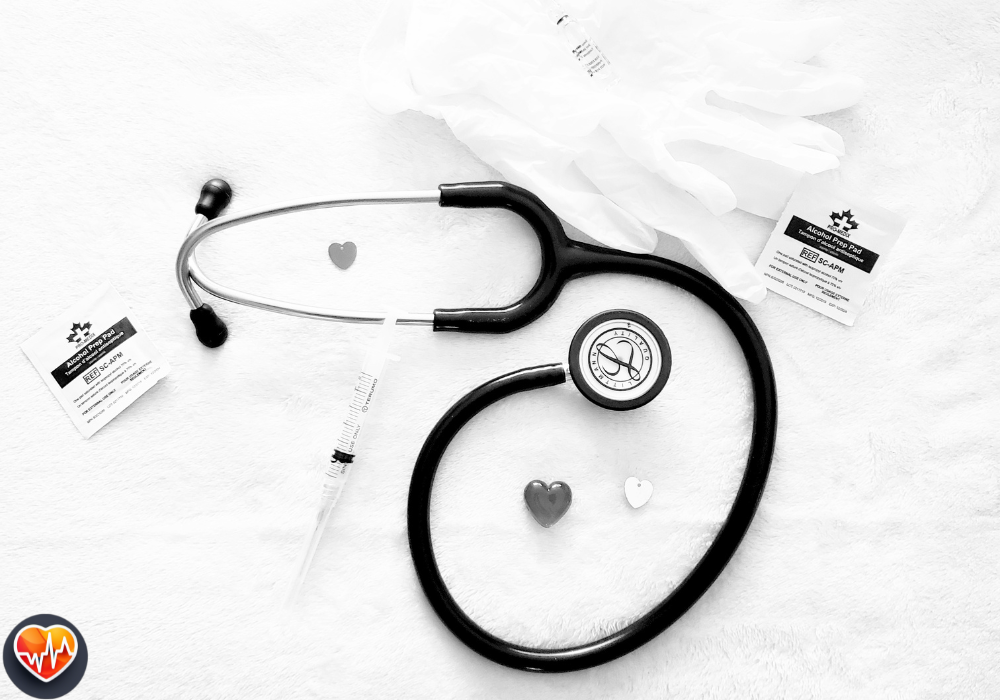 A stethoscope on the table